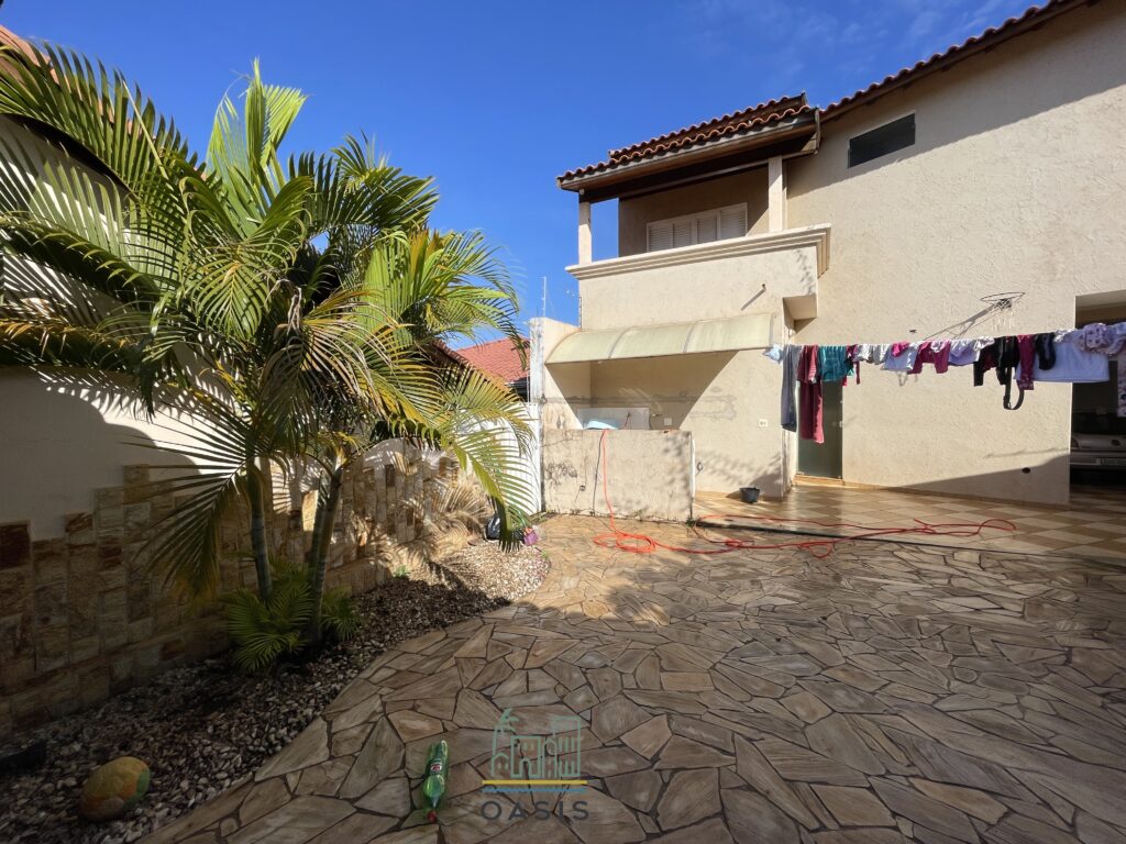 Área externa casa principal