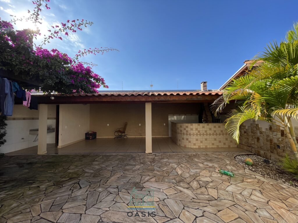 Área externa casa principal anglo 2
