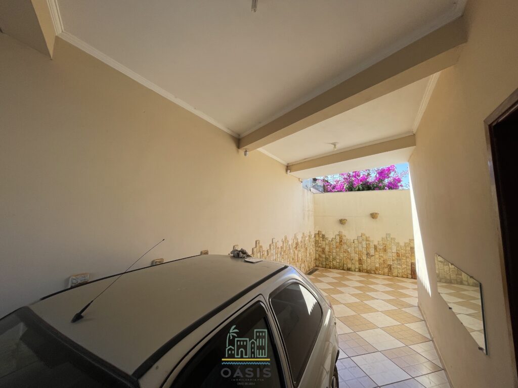 Garagem 2 vagas casa principal