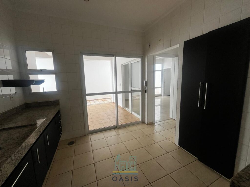 c2ae6944-71f9-4d53-ae87-3aff43f30609