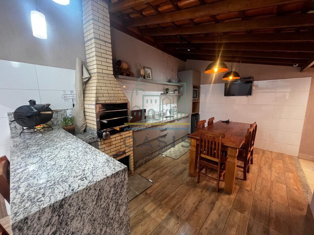Casa | Terreno Inteiro | Ana Dorothea