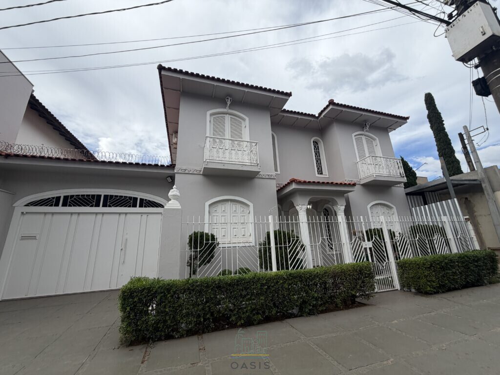 Casa | Av. Major Nicácio